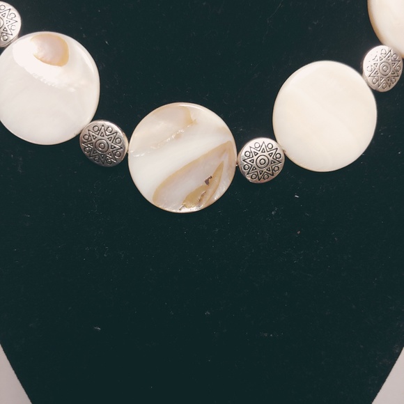 Natural Shell Lentil Toggle Necklace - Picture 3 of 5